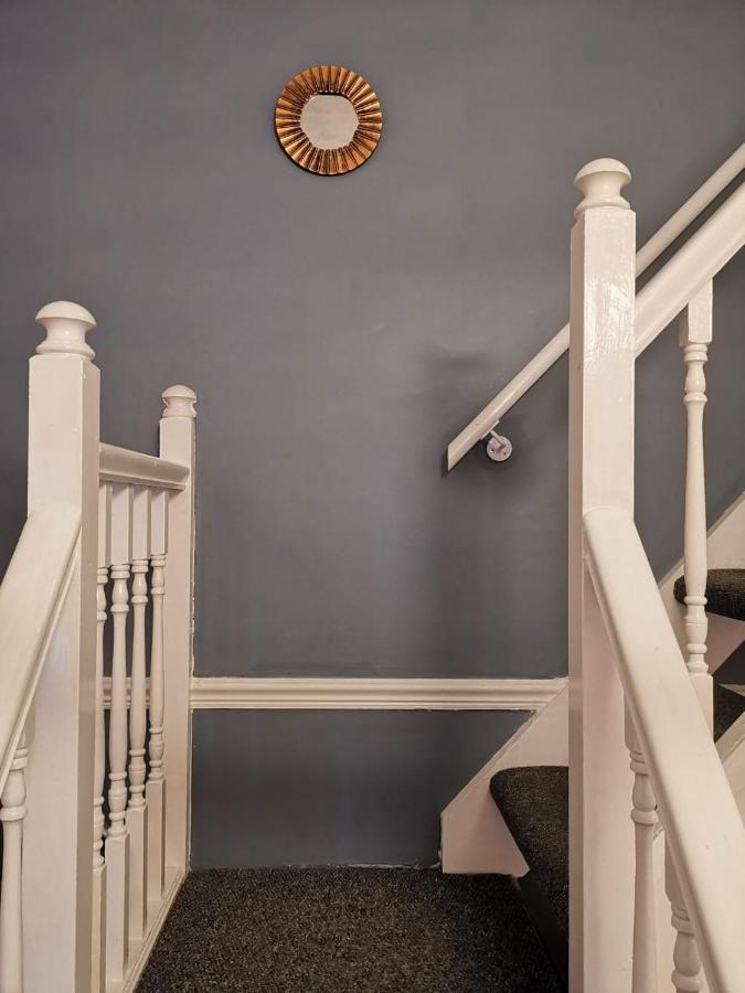 The Superhost - 4 Bedroom House صندرلاند المظهر الخارجي الصورة